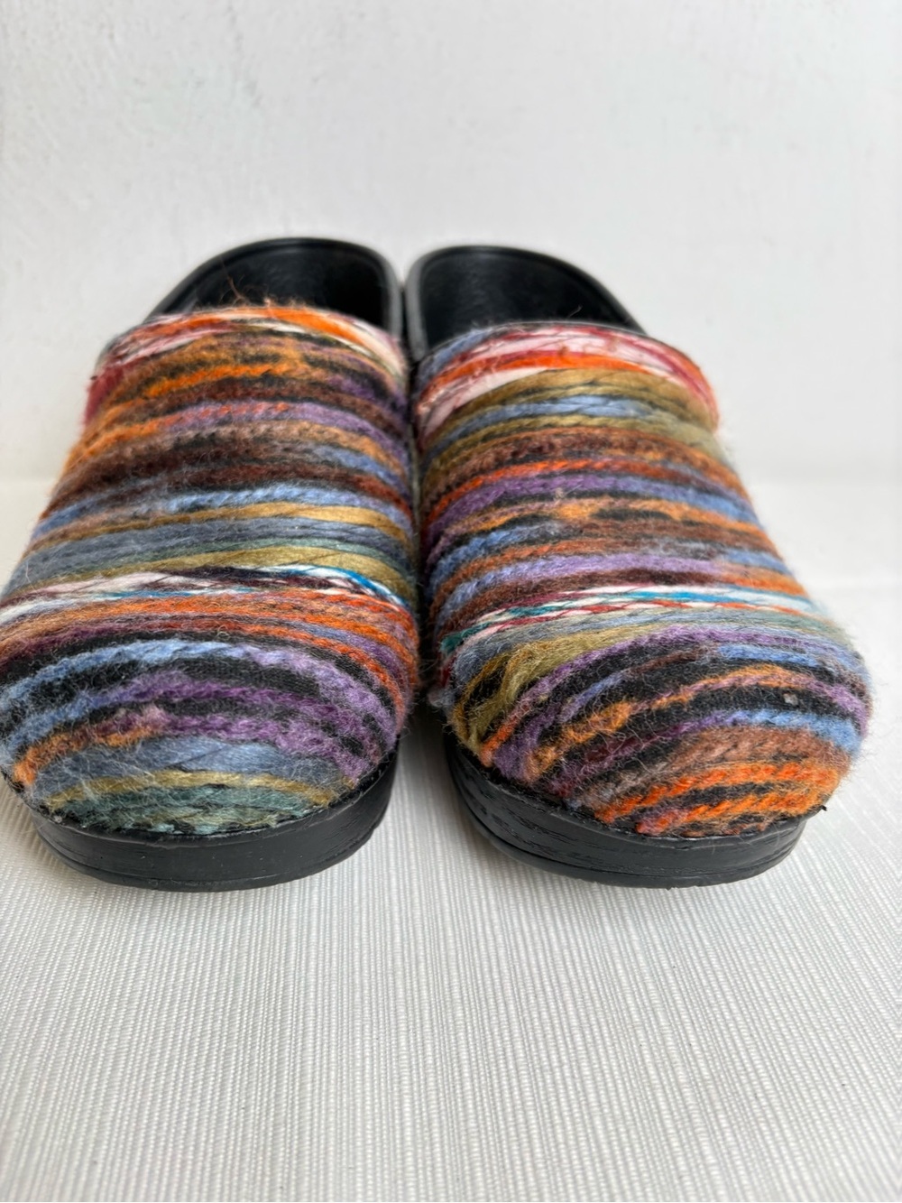 DANSKO Mulitcolor Yarn Clogs 38 (7.5/8) - Picture 3 of 15